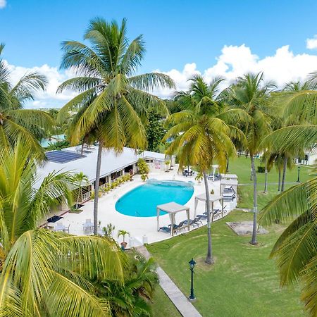 All Seasons Resort Saint James Bagian luar foto